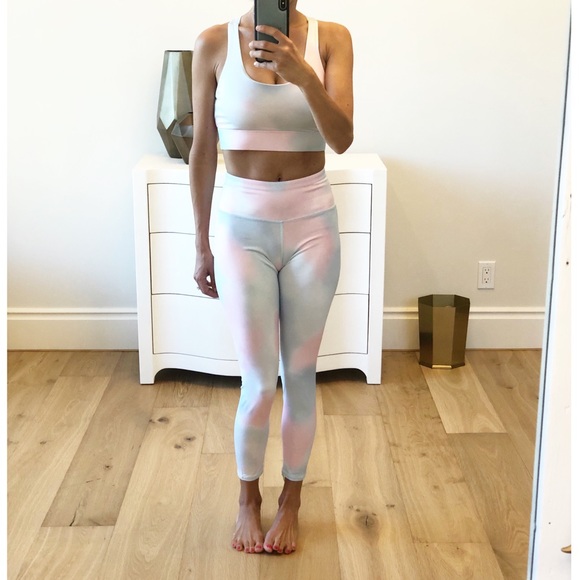 CANNES Tie Dye Sports Bra & Leggings Workout Set - Picture 6 of 10